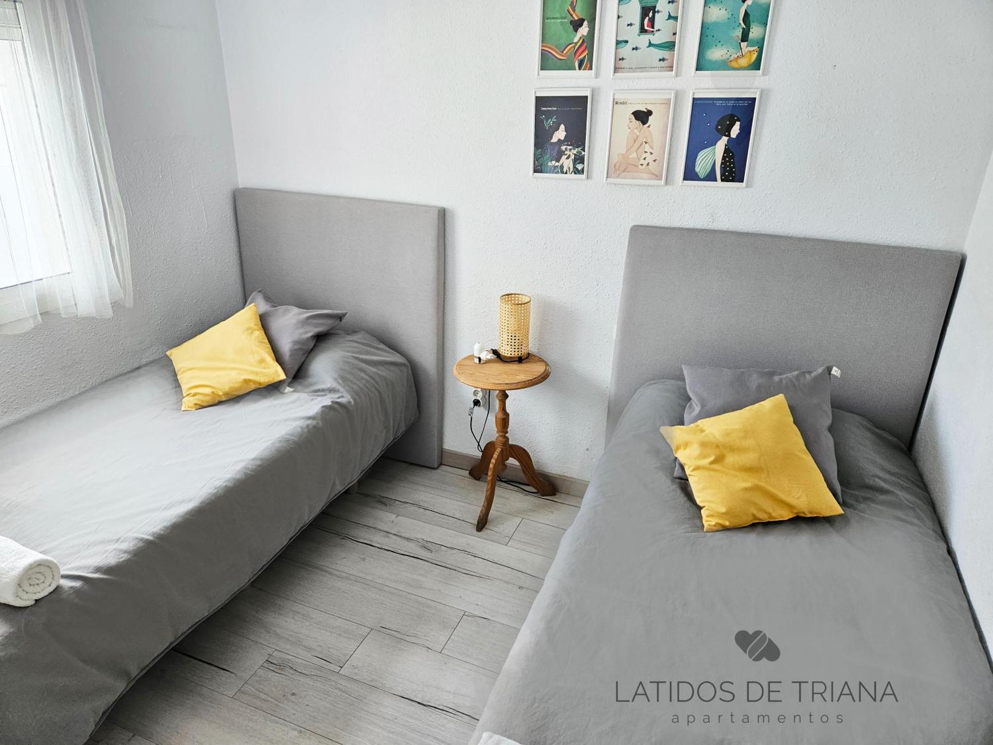 Latidos De Triana - Apartamento En Triana Totalmente Equipado Siviglia Esterno foto